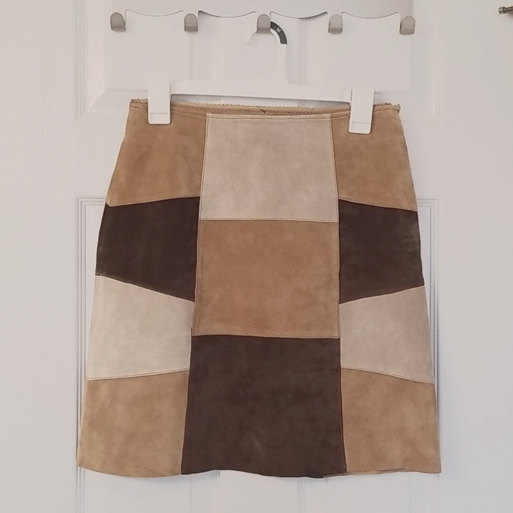 Real suede girl's skirt sz 14